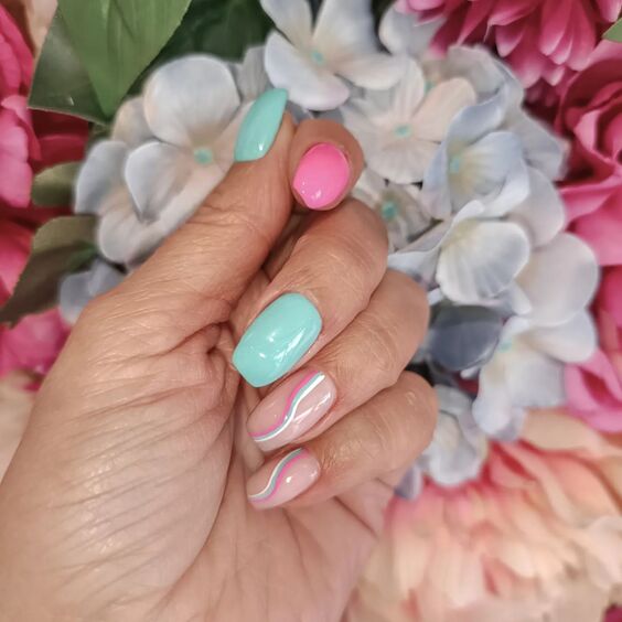 May Nails Colors 2024: Vibrant Gel & Matte Trends for Spring
