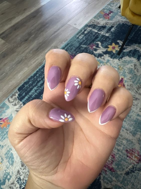 2024 Spring Almond Nails: Pastel Trends & Floral Designs