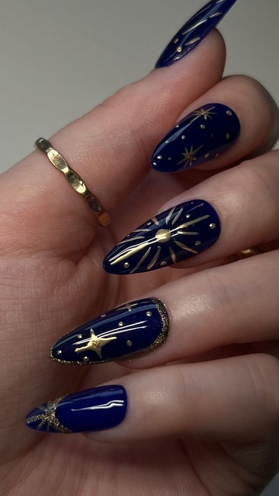 2024's Trending Dark Spring Nails: Chic Almond, Short & Coffin Designs