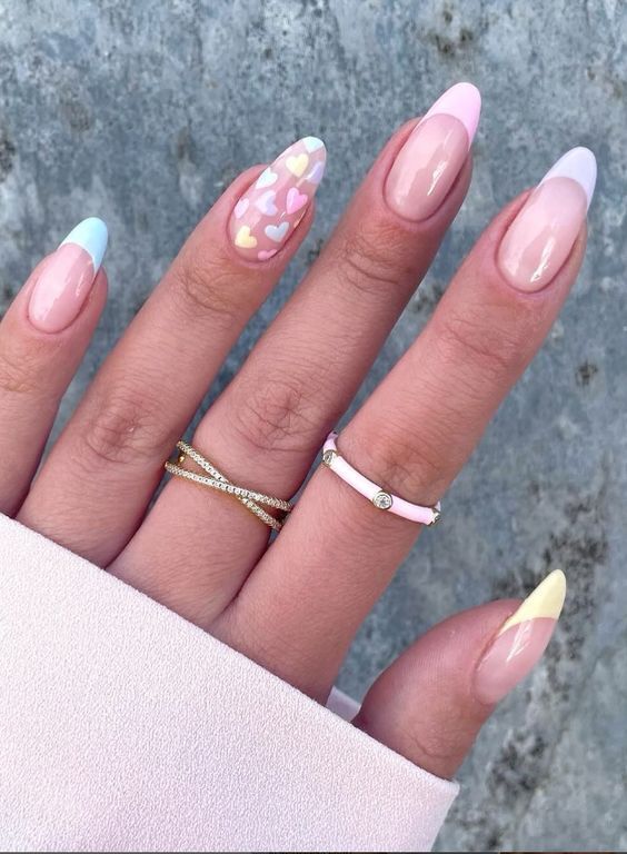 2024 Spring Almond Nails: Pastel Trends & Floral Designs